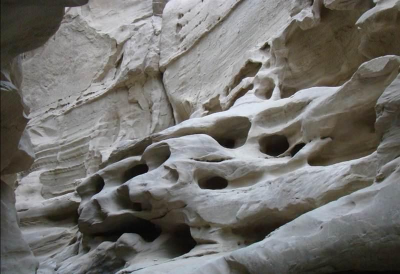 تنگه چاهکوه